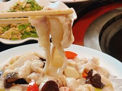 -铁锅炖灶台鱼老三炖鱼馆