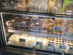 -鲍师傅糕点(西站店)