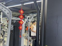 -超鹿运动(五四路恒力城店)