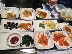 -青松馆韩国料理(香港中路佳世客店)