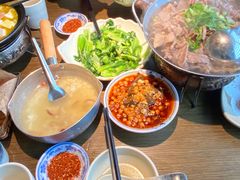 -肖四女乐山跷脚牛肉(南汇大学城生活广场店)