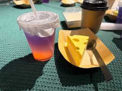 -Dinoo 片场咖啡(酒仙桥店)