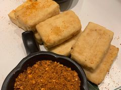 香煎石屏豆腐-云海肴·汽锅鸡·云南菜(广安门天虹店)