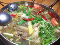 -大众跷脚牛肉馆·非遗传承单位(峨眉山店)