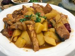 鳇鱼炖土豆-胖姐渔村(中源大道店)