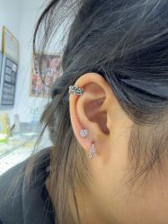 -AI艾耳·专业手工耳洞·穿孔美学馆