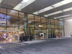 大門口-新罗免税店