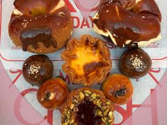 -HOT CRUSH趁热集合·现烤面包(环球港店)