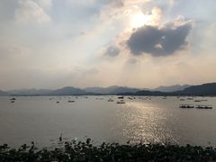 -湖畔居茶楼(湖滨店)
