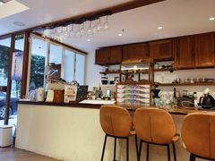 -Line 咖啡(石厦花园店)