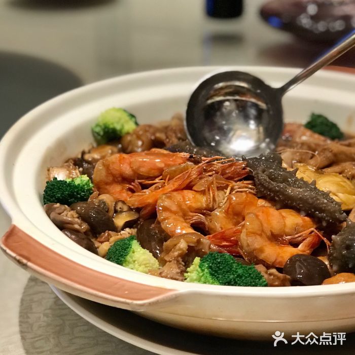 香厨中餐厅(松北香格里拉店)东北佛跳墙图片