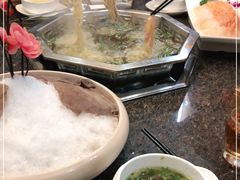 -绵阳森林雨鸭肠王火锅城(丽景花城店)