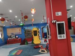 -美吉姆国际儿童发展中心(红谷滩绿地缤纷城中心)