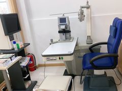 -何氏眼科视光中心·眼镜·配镜(汇泉东路店)