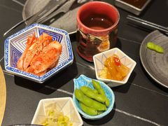 -山川小町·极番烧肉(新地假日广场店)