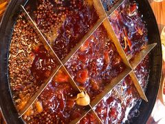 特色红汤-岗上渣渣老火锅(两路口店)