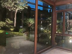 -忆江南·临江鱼馆