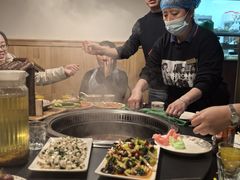 -哈尔滨烧烤·山河村铁锅炖(交大店)