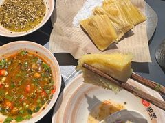 -由衷贵州酸汤牛肉火锅(新桥店)