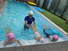 -IBOBI亲子游泳俱乐部(华侨城中心)