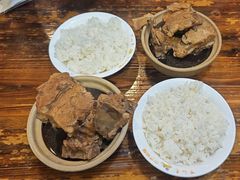 -万和春排骨砂锅米饭(湖北路店)