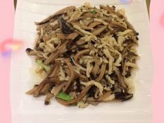 香菇滑雞絲-马凯餐厅(长椿街店)