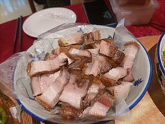 脆口烧肉-园林美食城·本土农家菜(杨和镇店)