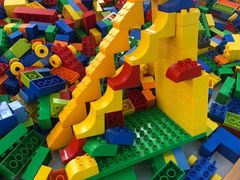 -斯坦星球AI编程·机器人科创·科学实验·信奥·思维·STEM·乐高·竞赛考级(长宁虹桥大融城荟聚中心)