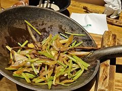 -马灯部落·西湖边的创意山景餐厅(虎跑动物园店)