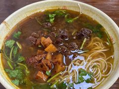 红烧牛肉面-旺泉餐饮店·清真牛肉面馆