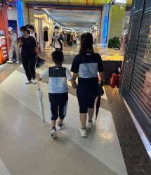 点击看大图 -八佰伴8008星级形象店