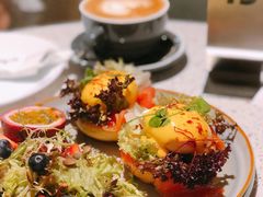 烟熏三文鱼班尼迪蛋-BE BRIGHT KITCHEN(正佳广场店)