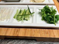 -娜仁图雅蒙古美食村(33小镇店)