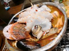 -鑫釜山海鲜烧烤(鑫丰国际店)