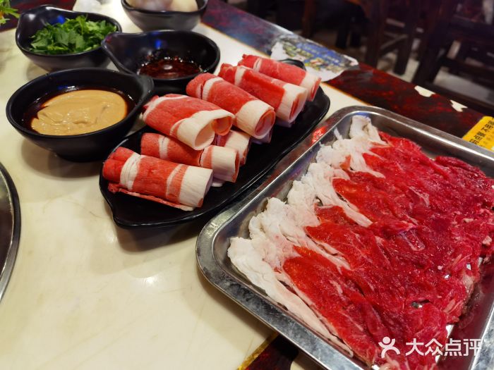 颐品居涮肉(乌鲁木齐中路店)热气羊肉图片