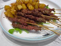 -犇逸·乐山跷脚牛肉·四川现炒(览海店)