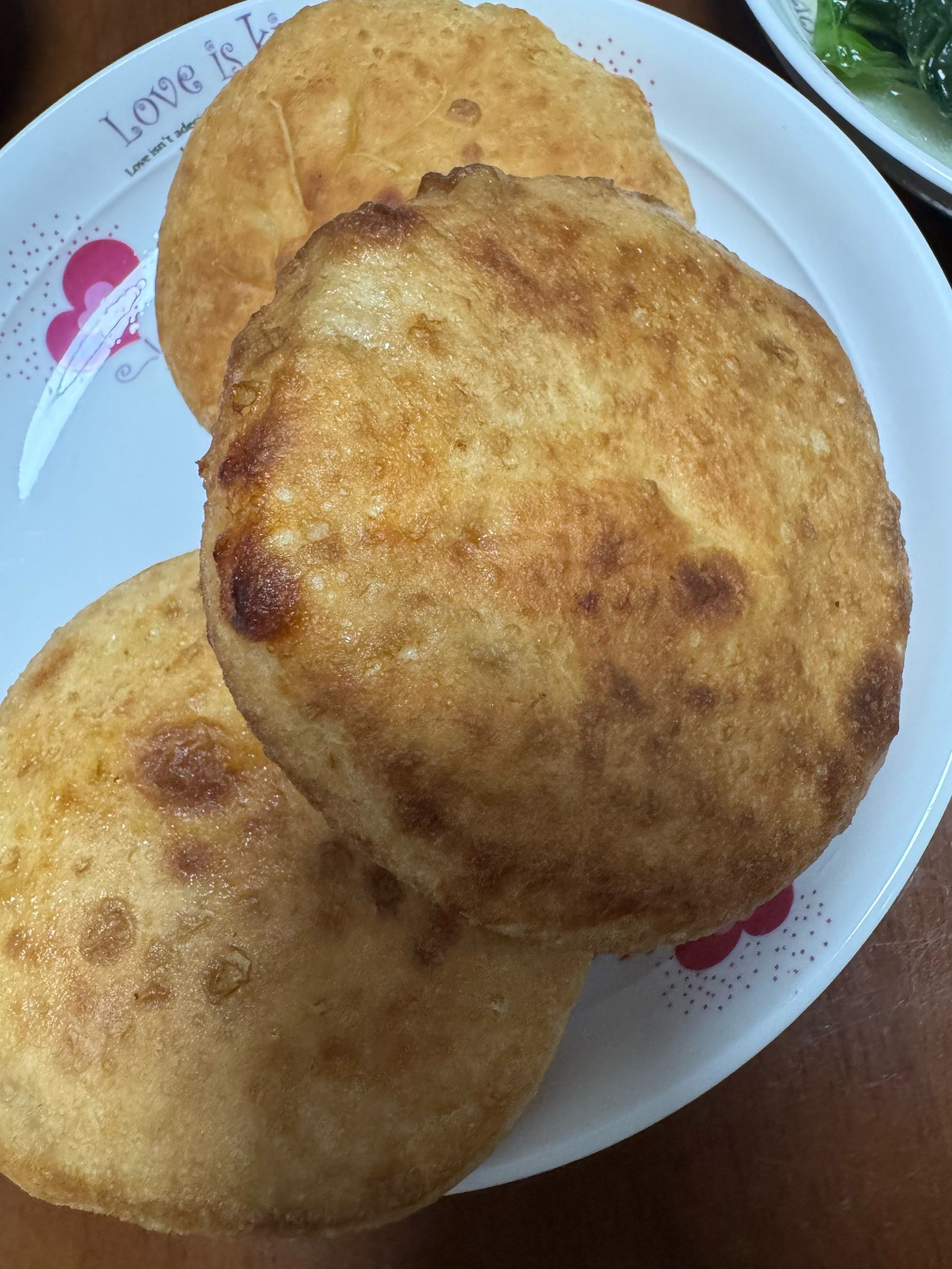 0元玩转这座城过年期间饺子吃腻了,整几个小肉饼吃,外焦里嫩,就喜欢