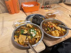 -柳州肥姨妈大骨螺蛳粉(万达中心店)