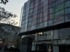 -ZARA(恒隆广场店)