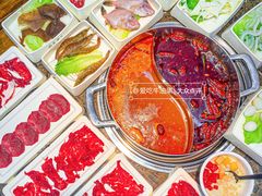 -来龍儿鲜切牛肉自助老火锅