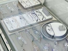 -阿波罗眼镜·蔡司授权店(孙厝店)