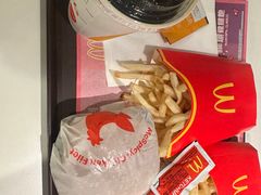 -麦当劳(水坑尾街店)