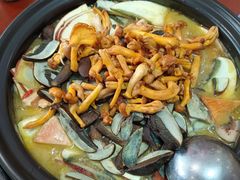 -菌之家·专业纯野生菌火锅·特色炒菌