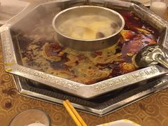 -山城年华老火锅(玉林店)