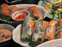 -大头虾越式风味餐厅(光明广场店)