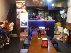 -渝和喵叔米线(南坪万达店)