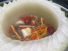 -得意咚瓜·顺德鱼生·冬瓜火锅(深圳首店)