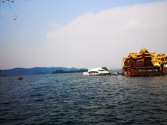 -杭州西湖湖滨银泰亚朵酒店