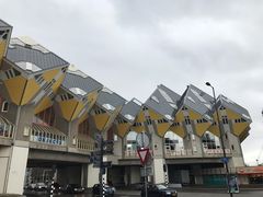 -立体方块屋