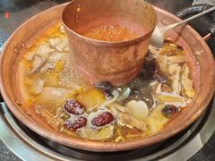 -菌自由丨野生菌火锅特色庭院餐厅(丽江古城店)